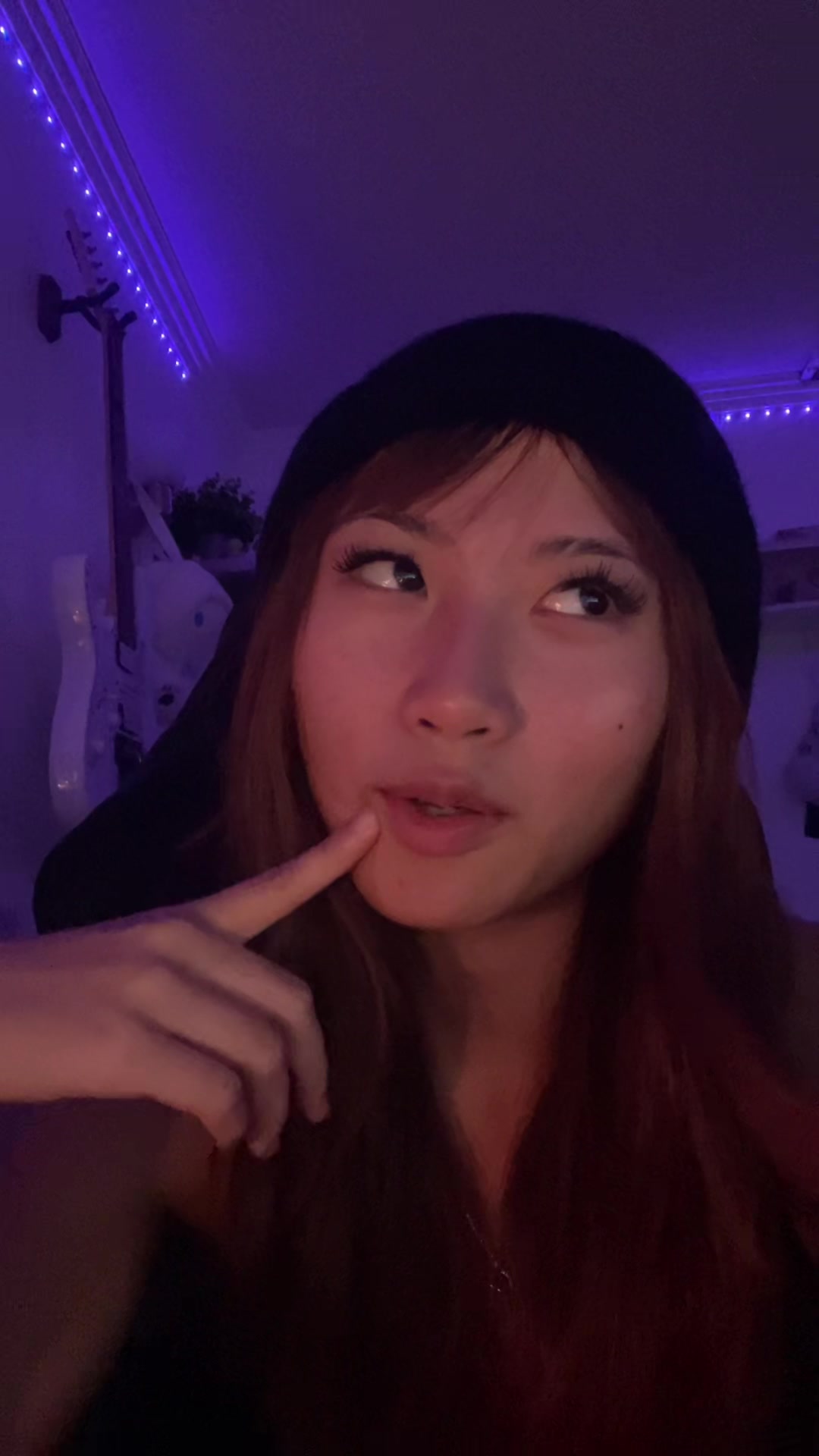 @woahkuriko