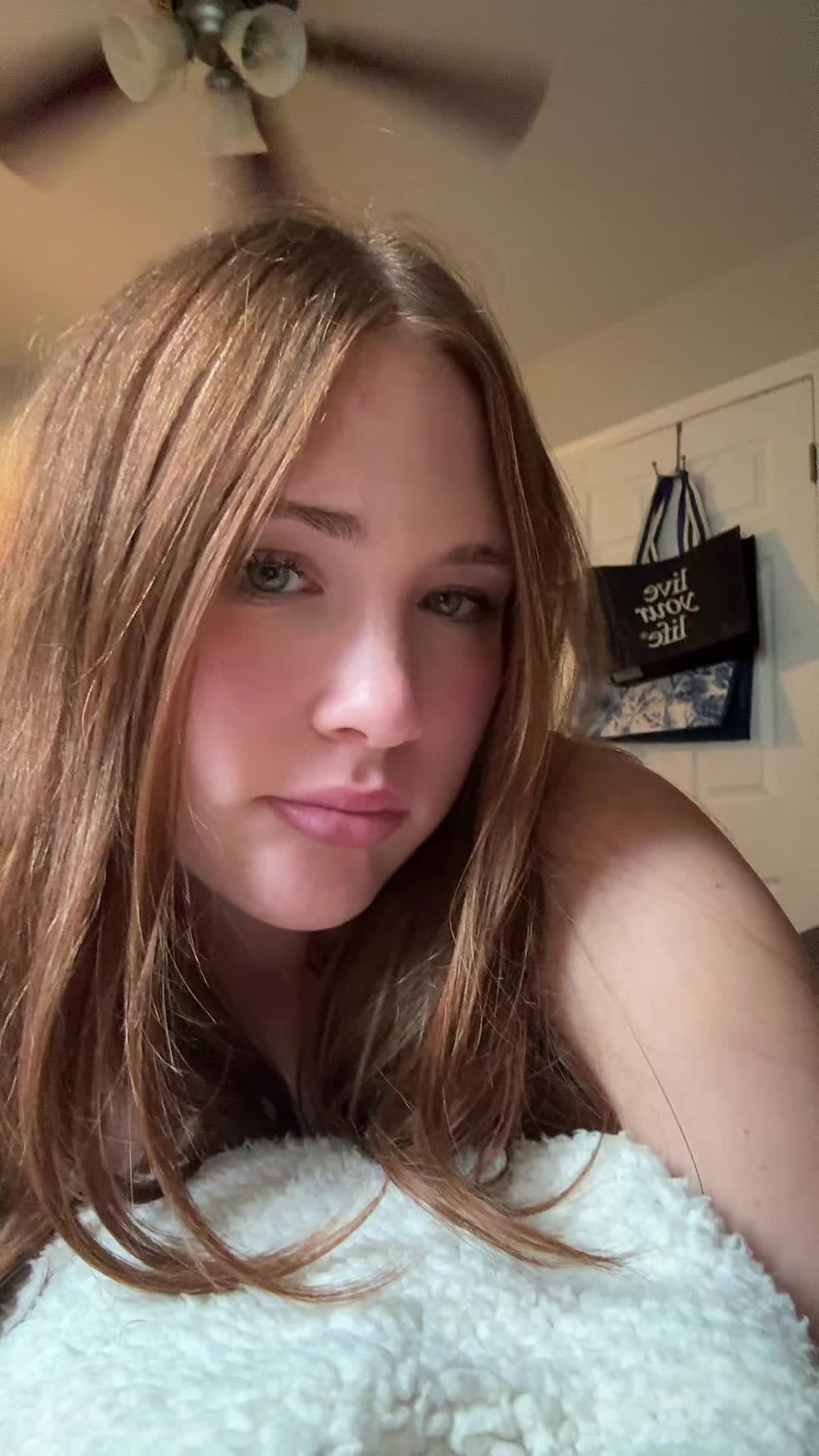 @🐒ophia