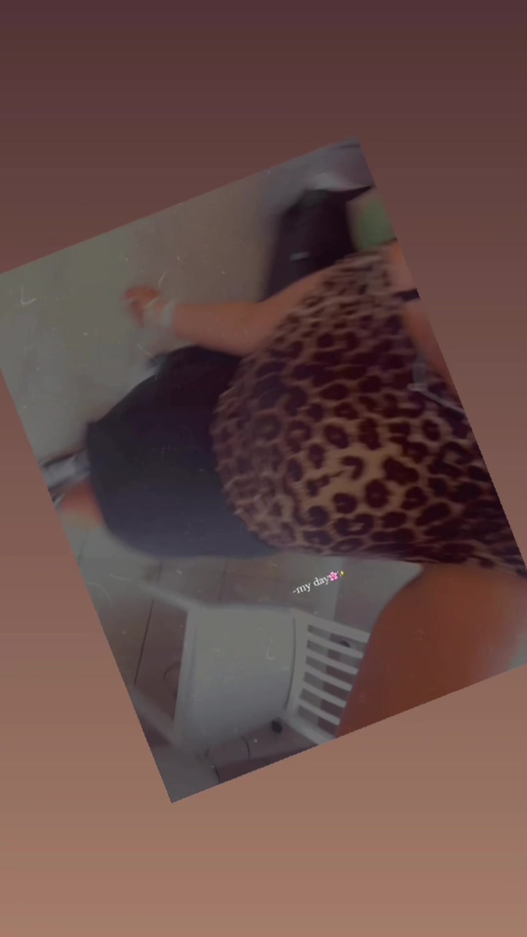 @courtney27
