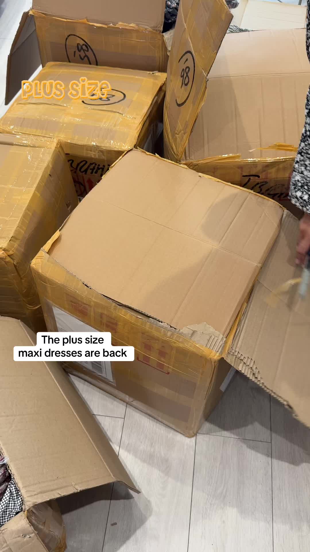 @Eazy_Dresses