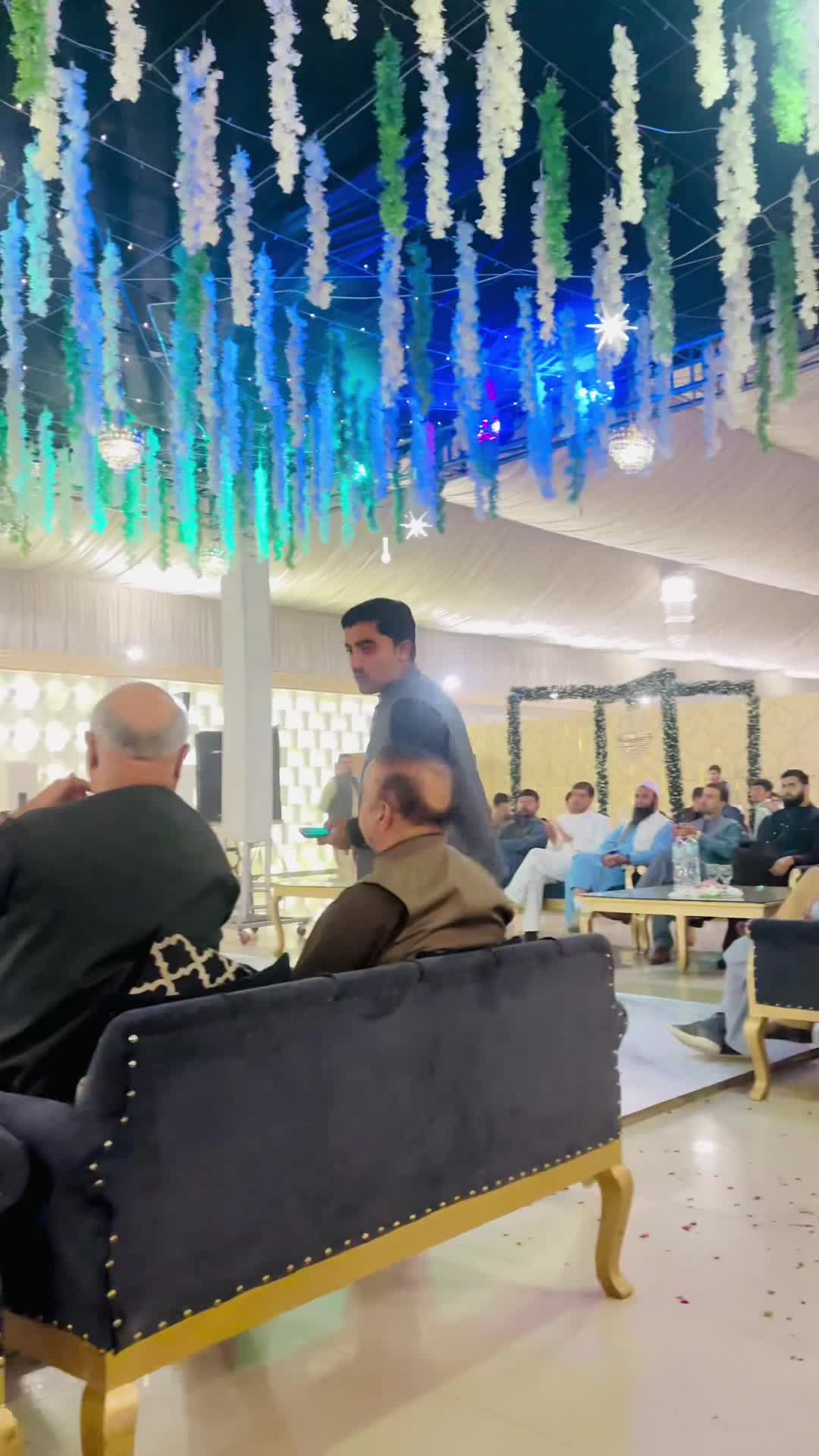 @زروبئ ننگیالے