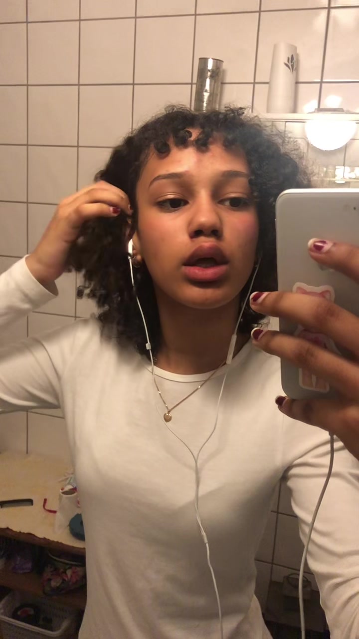 @machin℮grl707