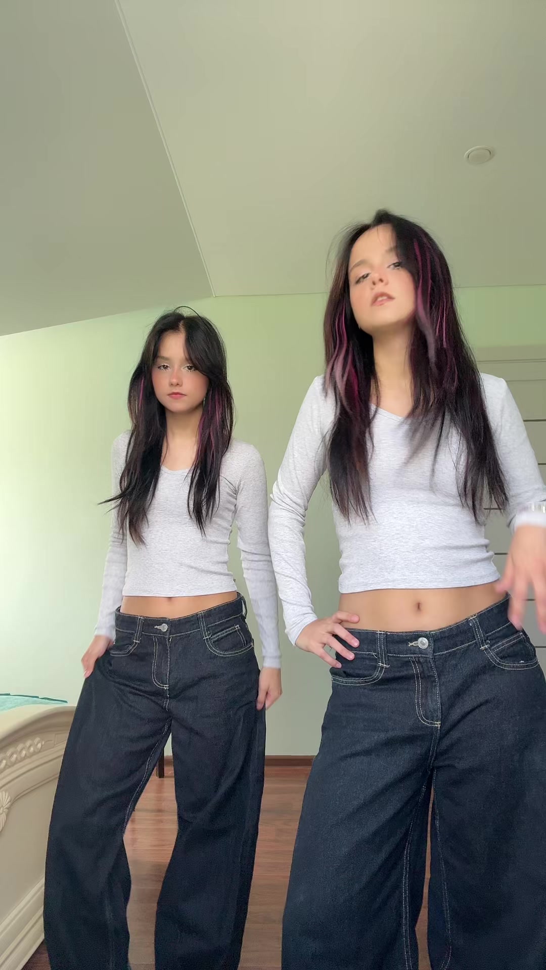 @тгк:Те самые близняшки 🍒