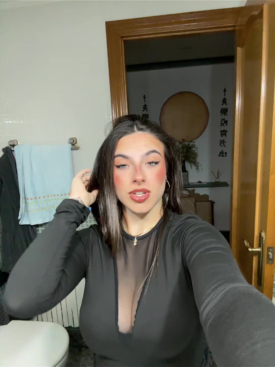 @𝐴𝑟𝑖𝑎𝑑𝑛𝑎 𝐶ℎ𝑖𝑎 🌺