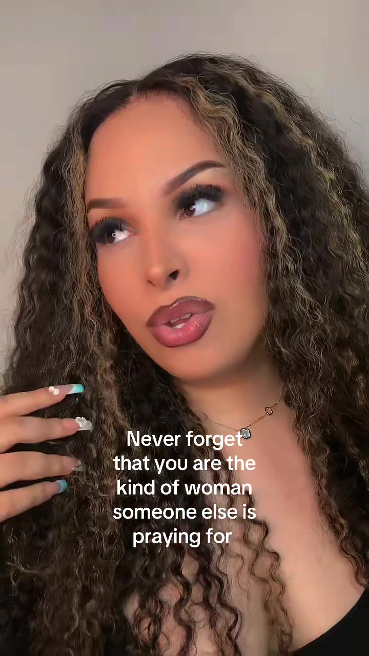 @livingwithhouda