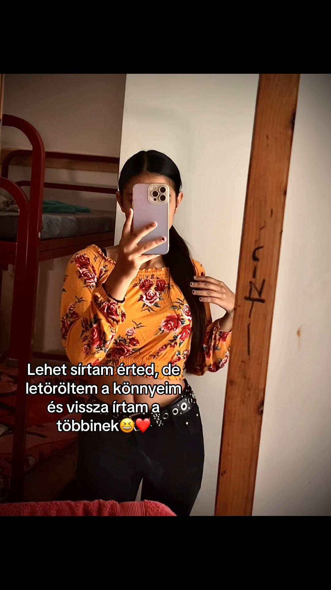 @NIKOLETTA15.