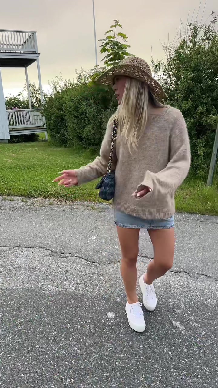 @LINNI