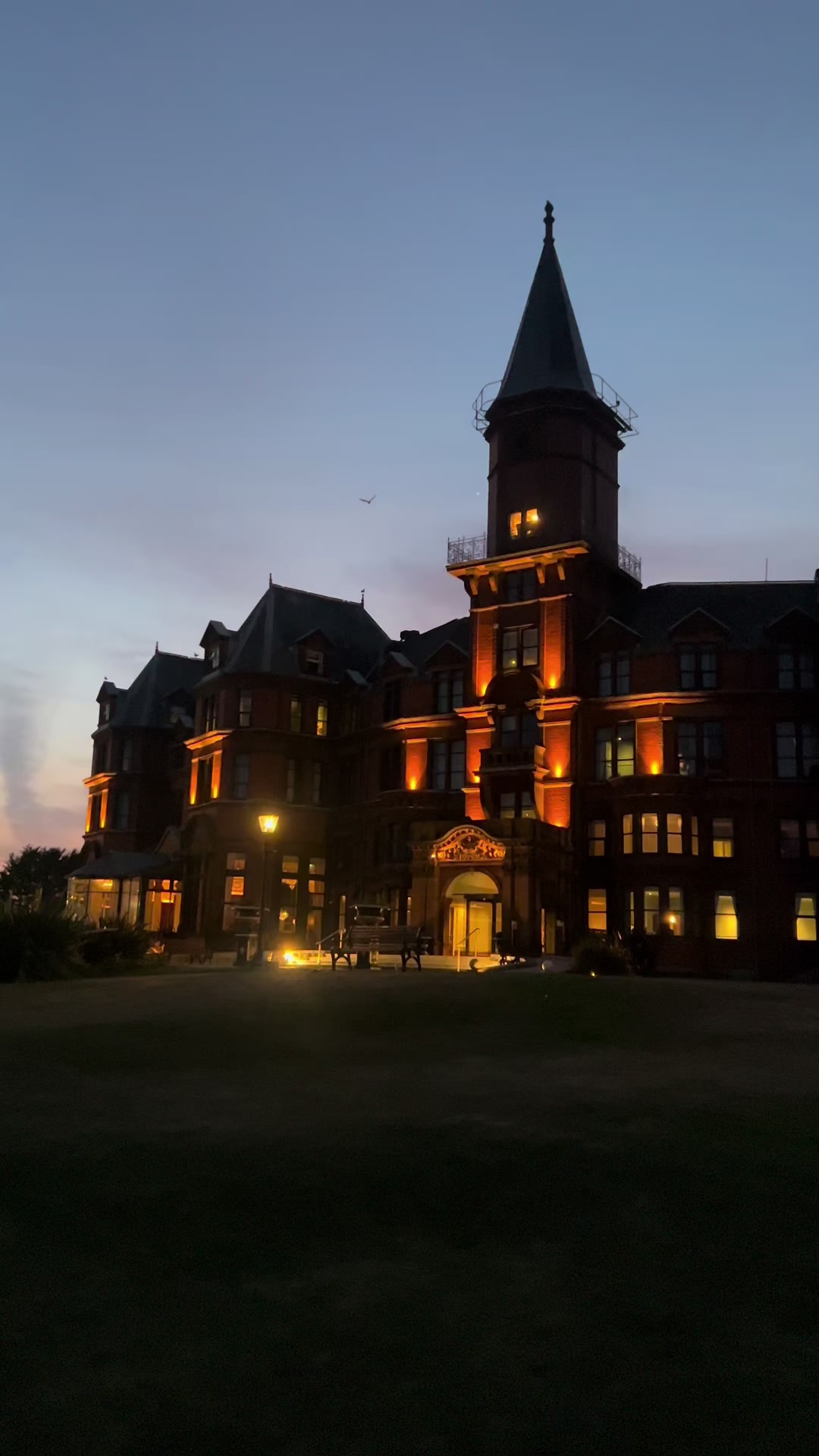 @Josh Rohdich | Golf | Business