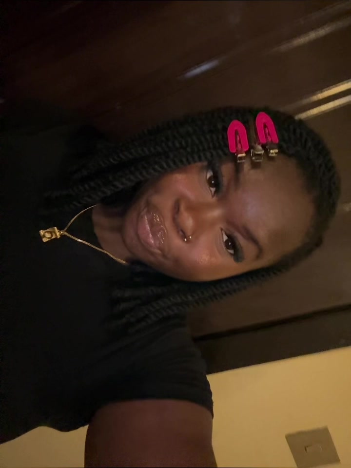 @ShortTeena🦦.