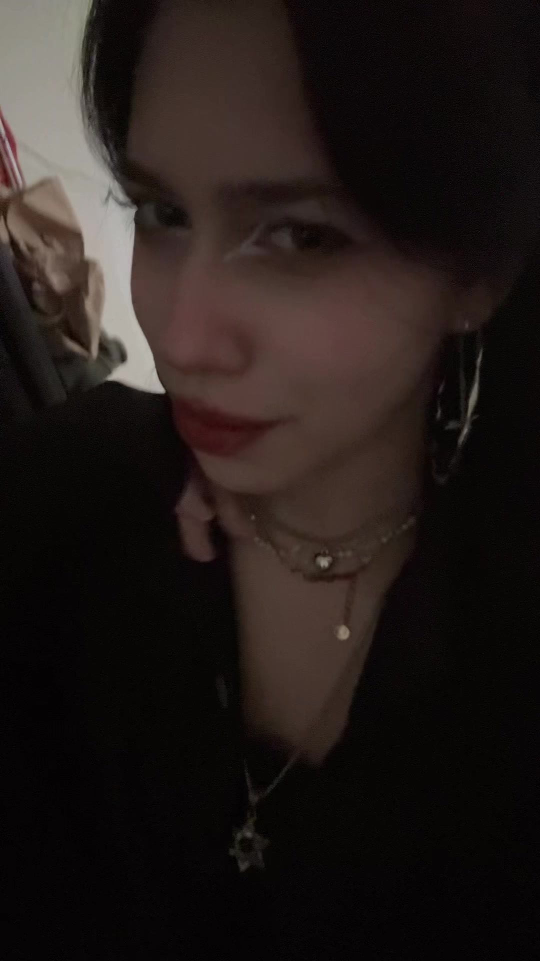 @naomili