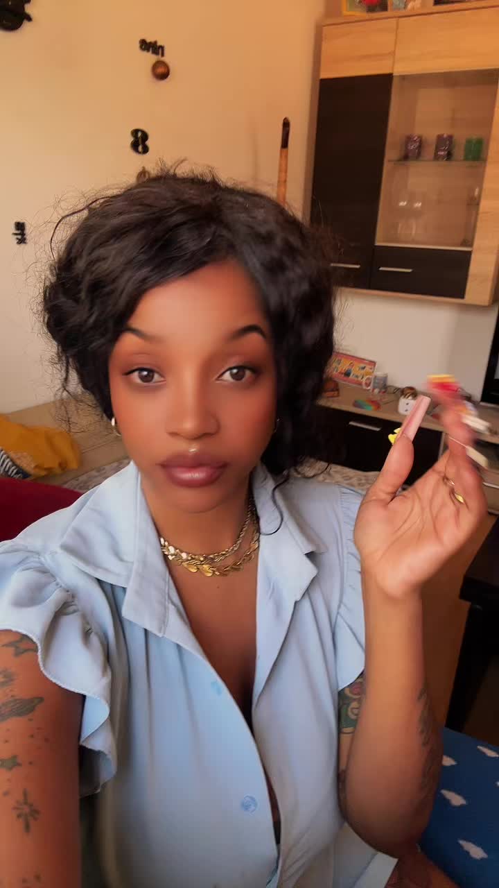 @lacubanita117
