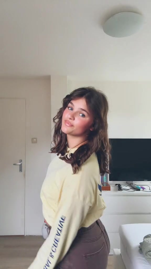 @𝓷𝓸𝓸𝓻🌸