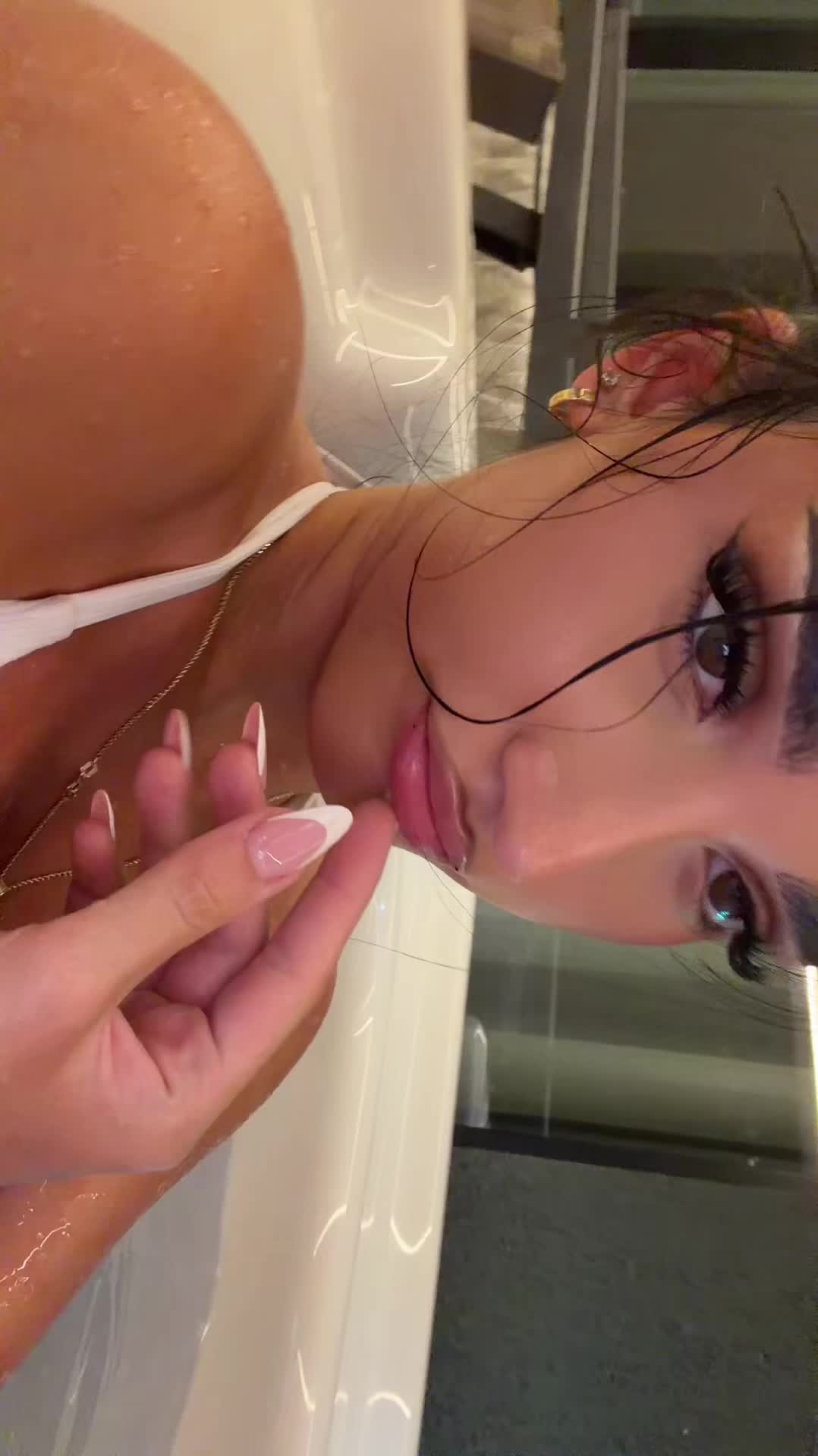 @Delvina
