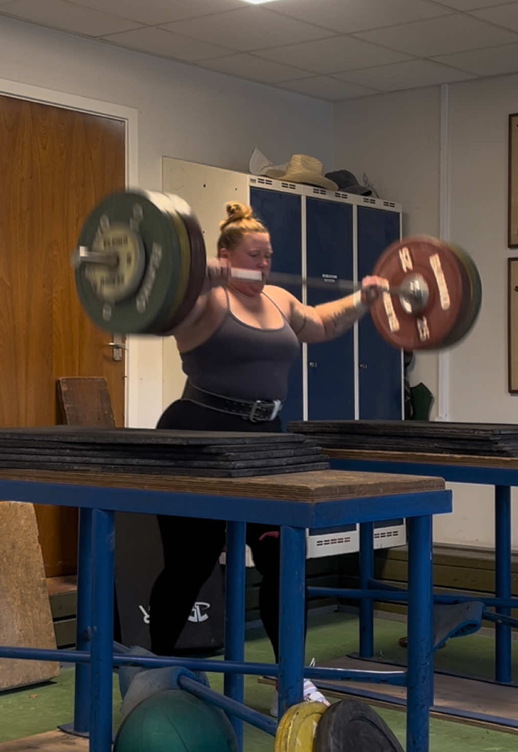 @Aurelia | Olympic weightlifter