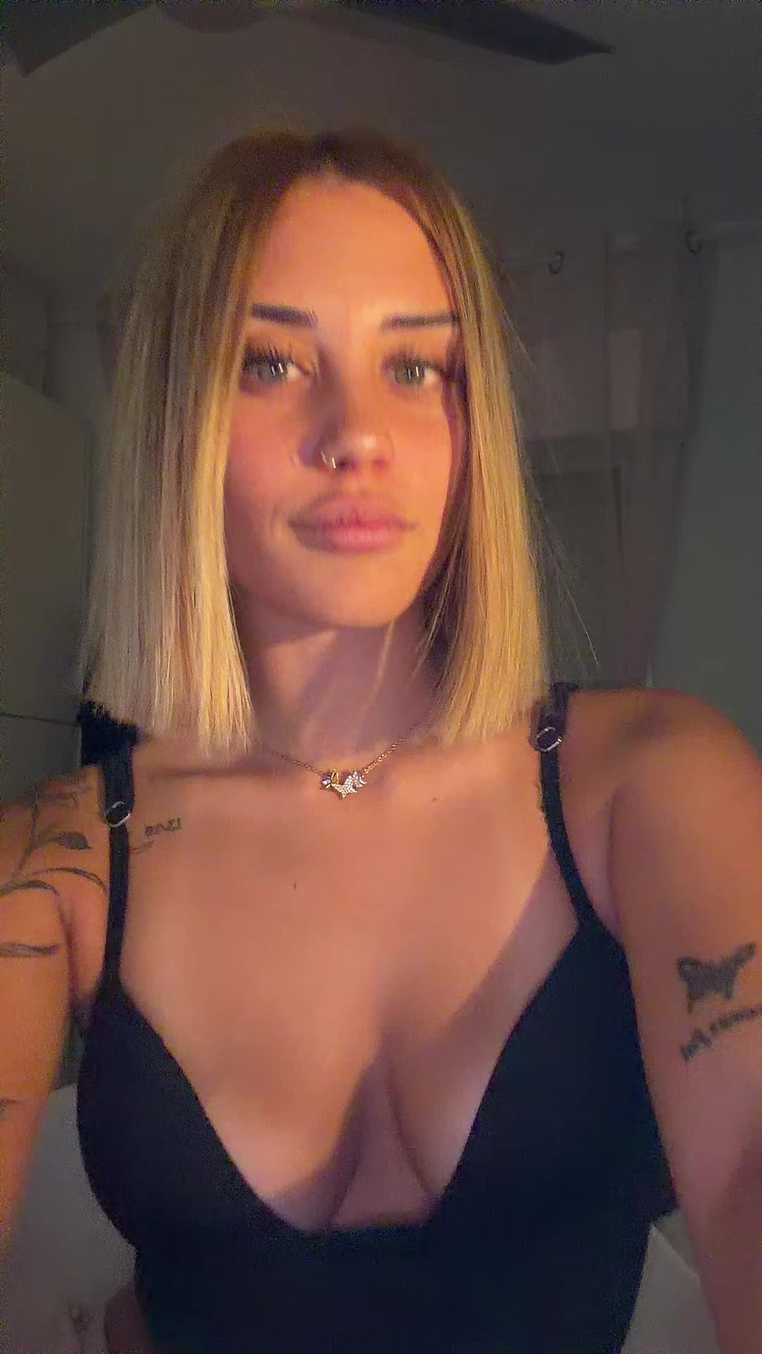 @iriss🦂