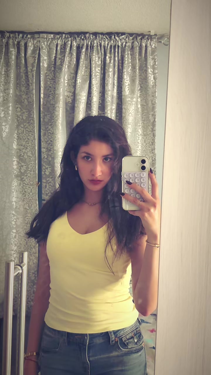 @Esther ✨