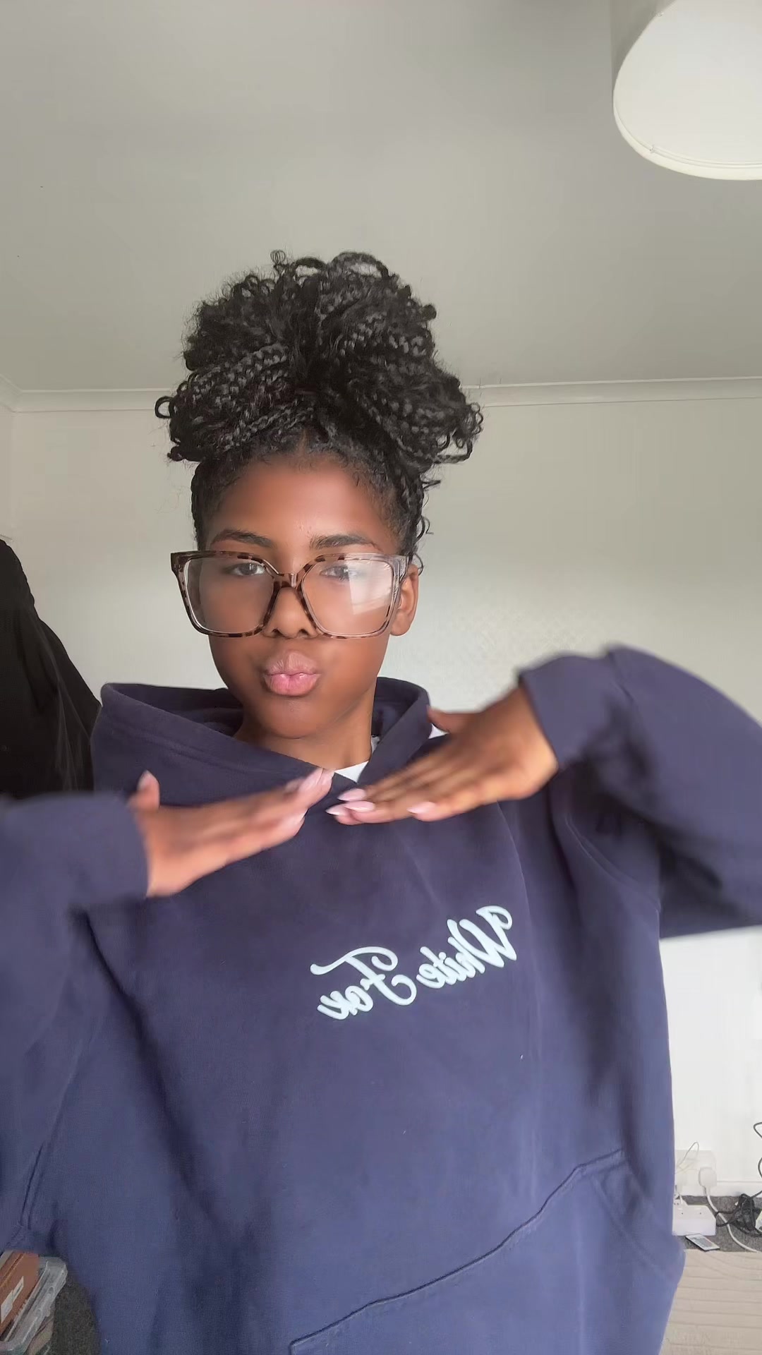 @ellissiaspam