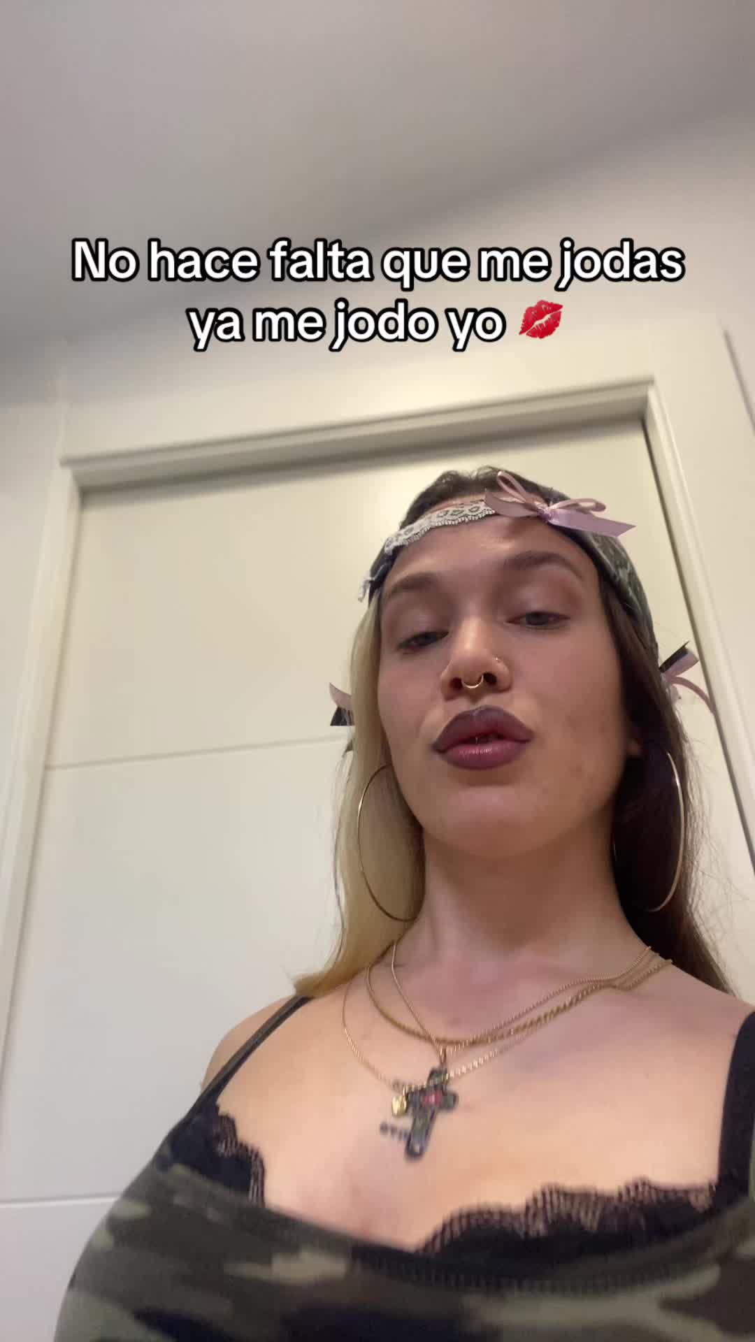 @JuliKa