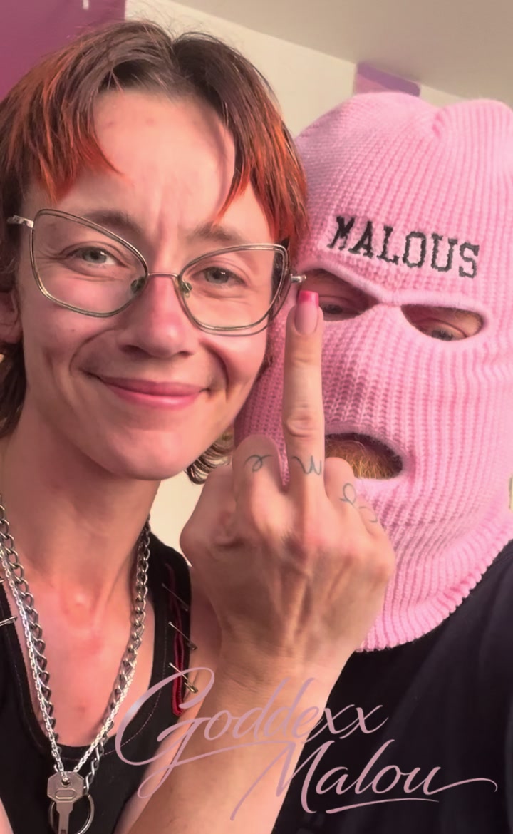 @GoddexxMalou