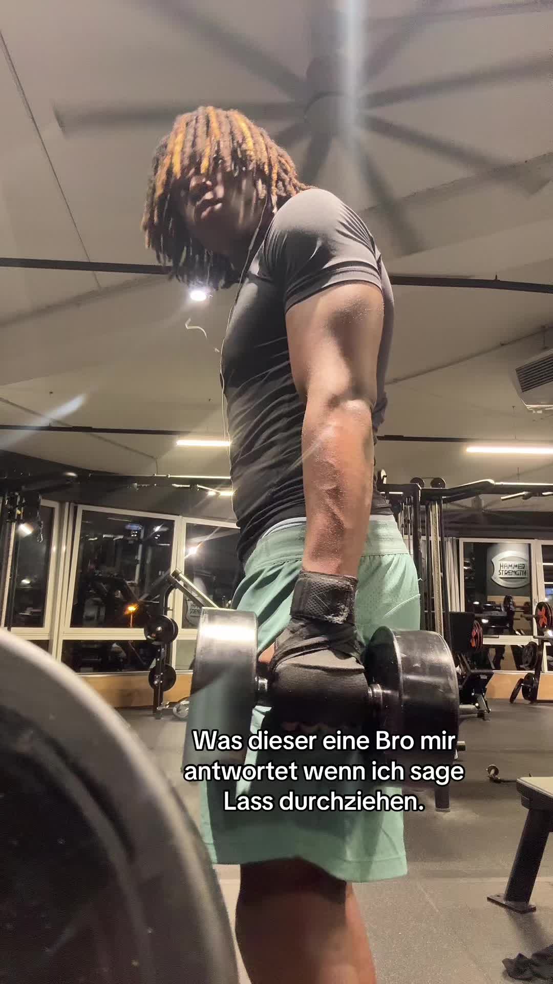@Seegy_17