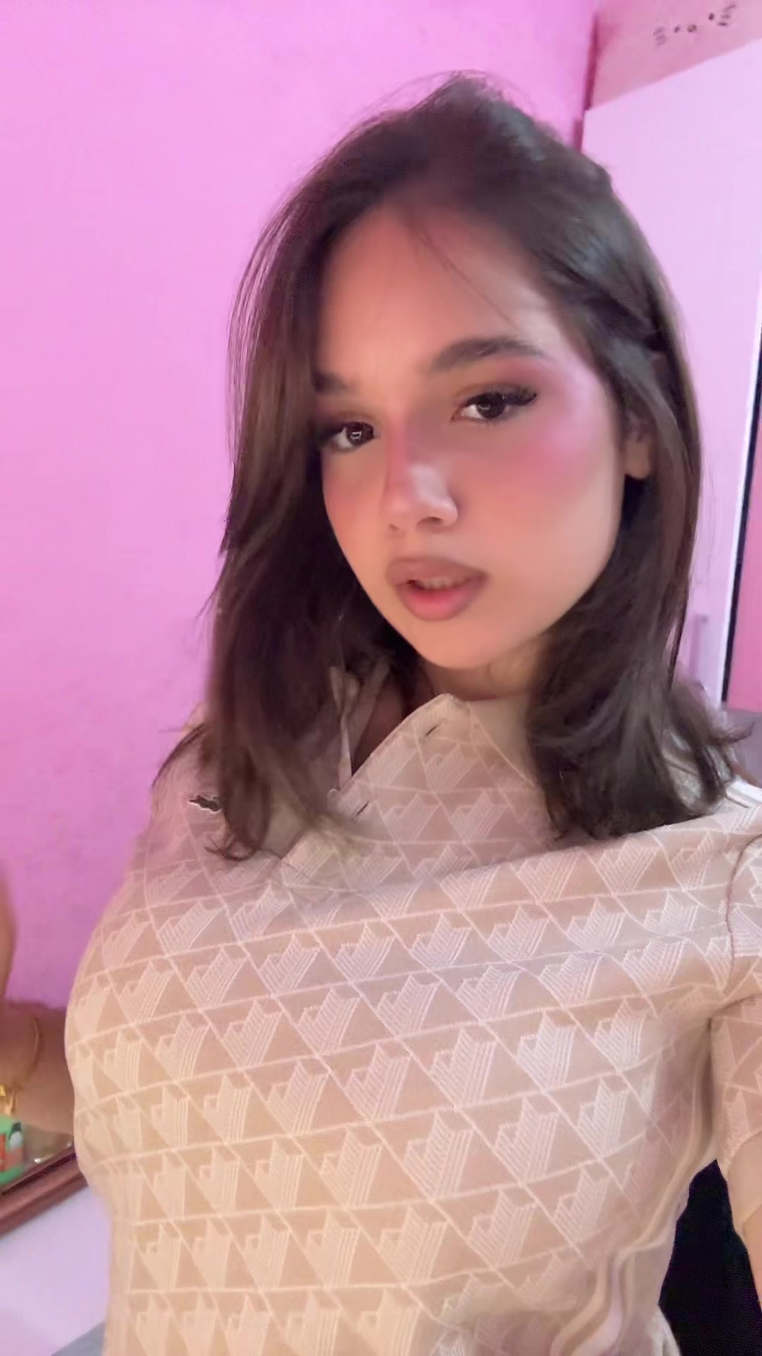 @KV🍒