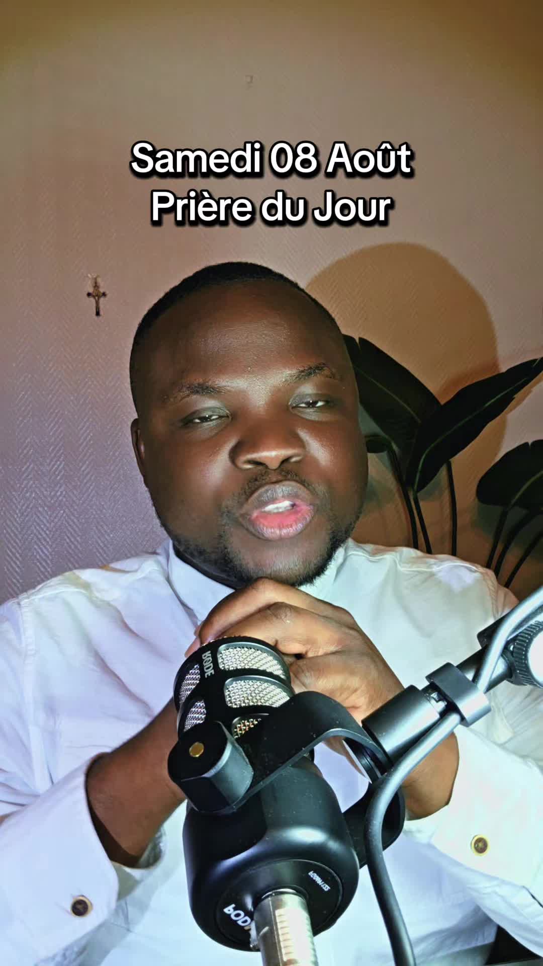 @Padre Précieux 🇨🇵🇻🇦