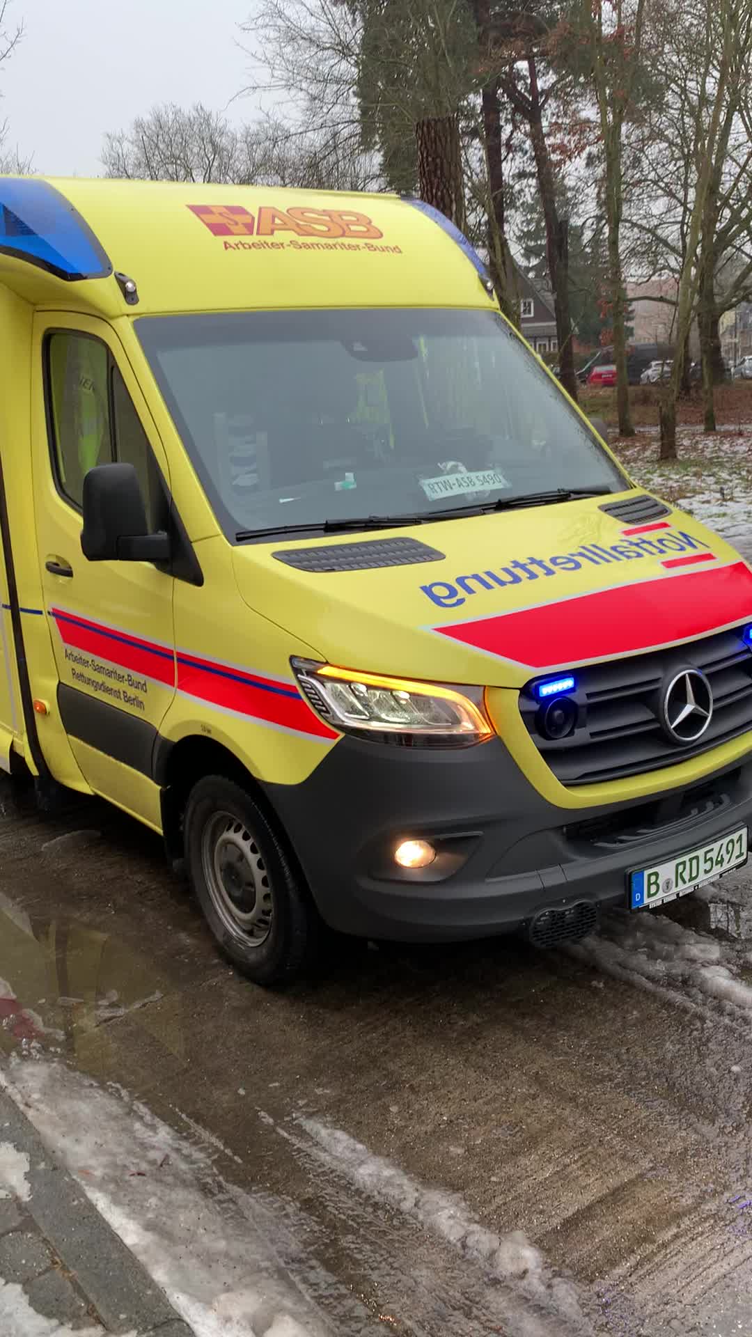 @Der Notfallsanit&auml;ter