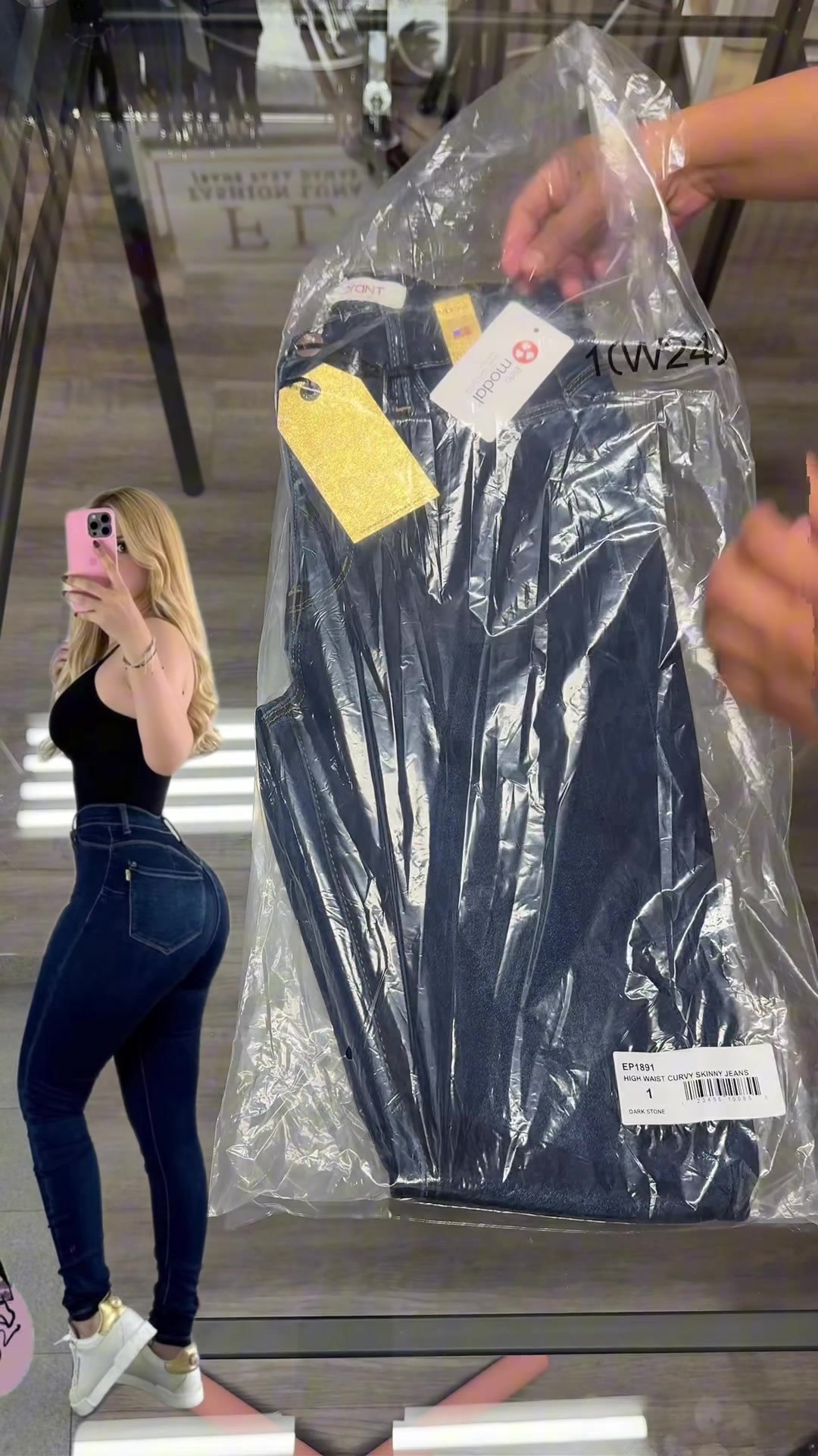 @Fashionluna