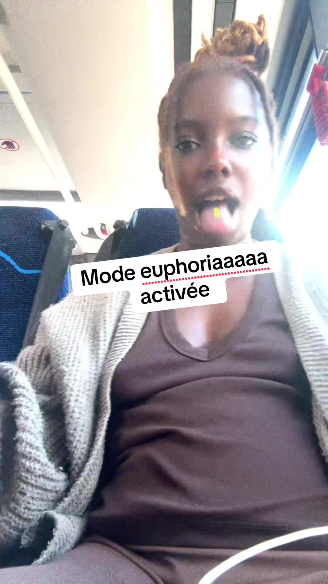 @🤷🏾&zwj;♀️