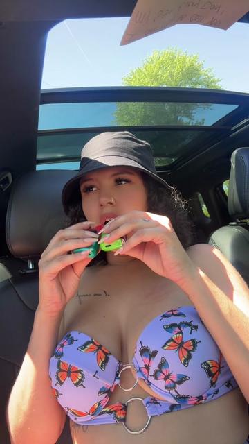 @Dominique