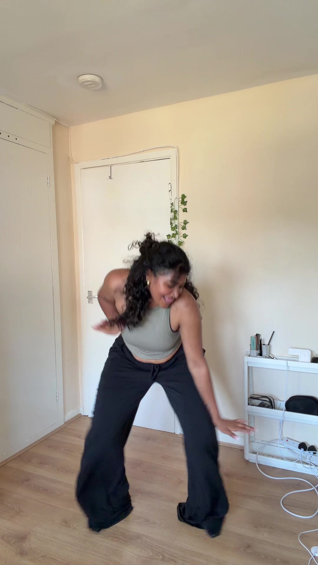 @Puhalini