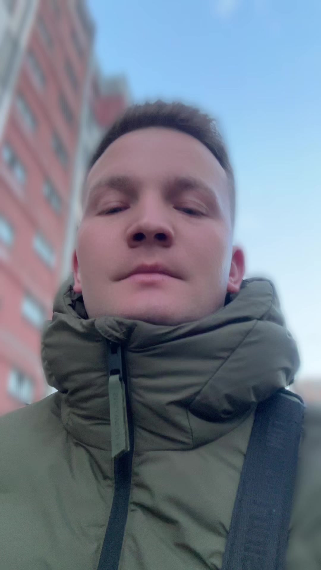 @Рома