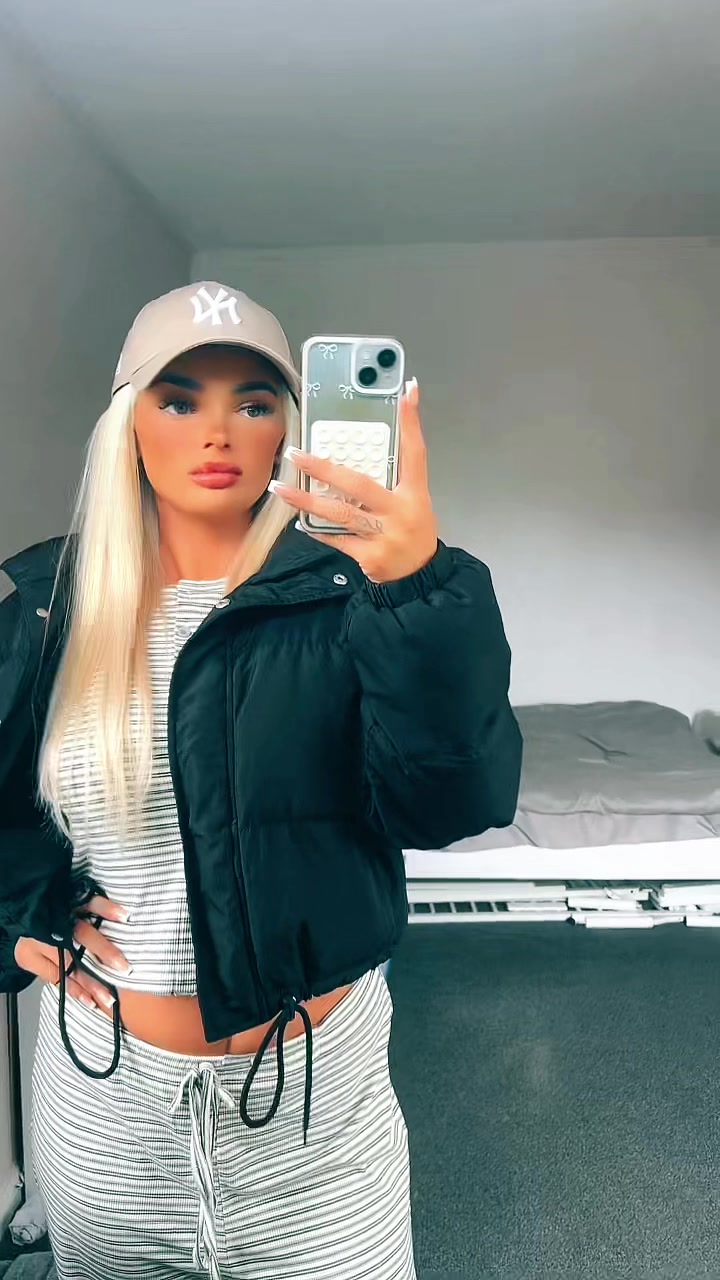 @Blondebaddie🤟🏽