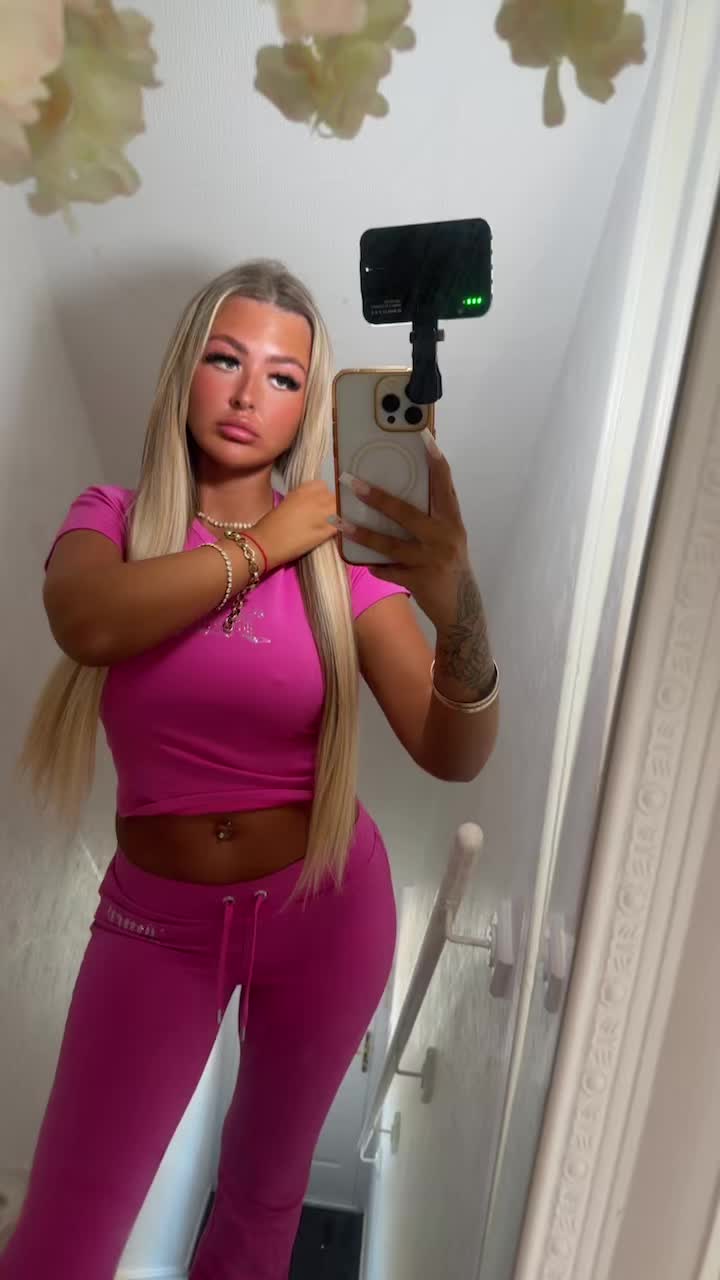 @𝕲𝖊𝖒𝖒𝖆 𝖑𝖔𝖚👑