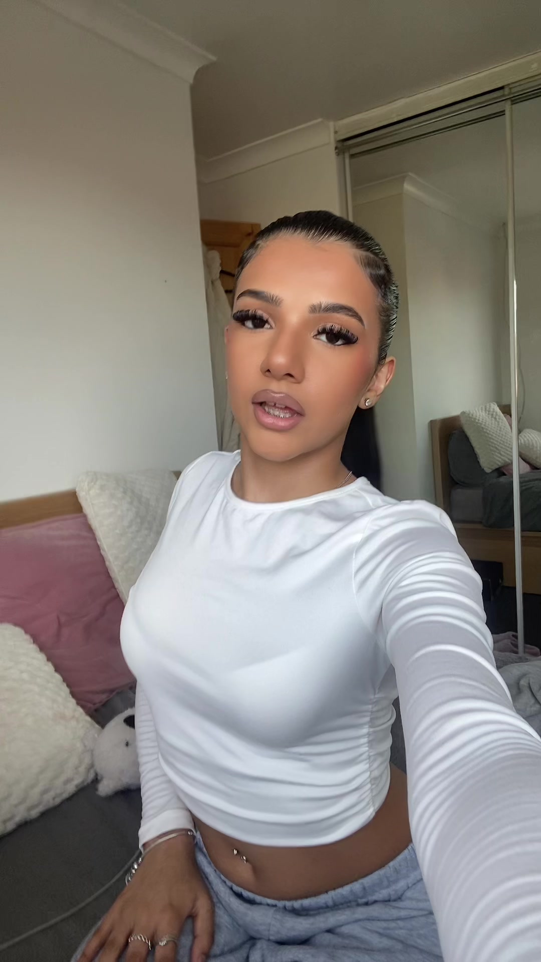 @7