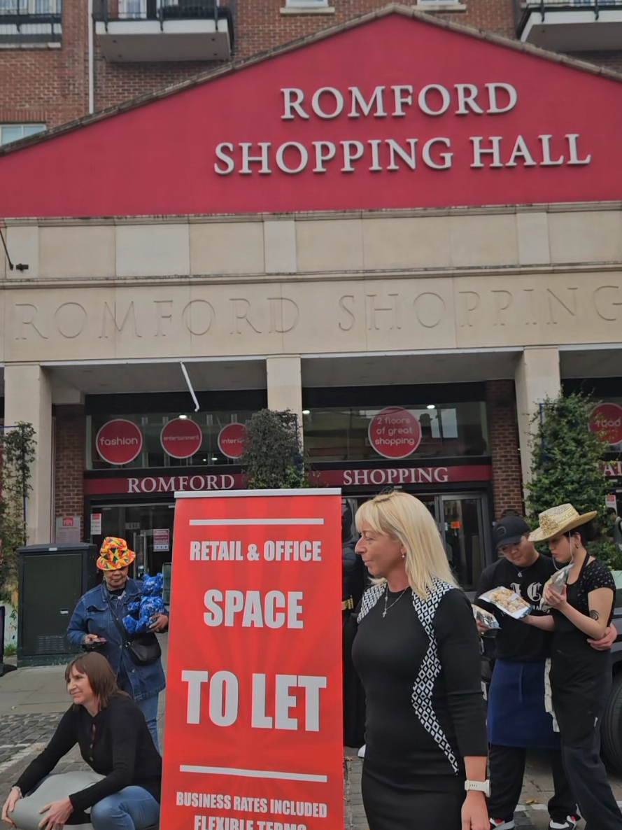 @Romford Shopping Hall