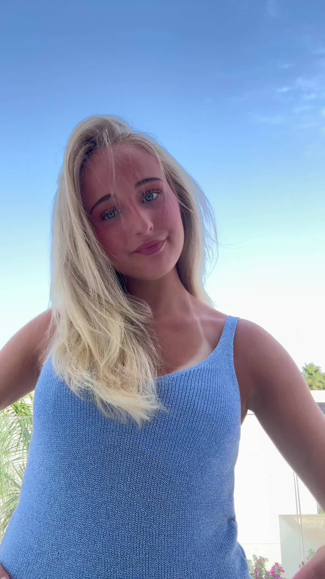 @ellahjelle