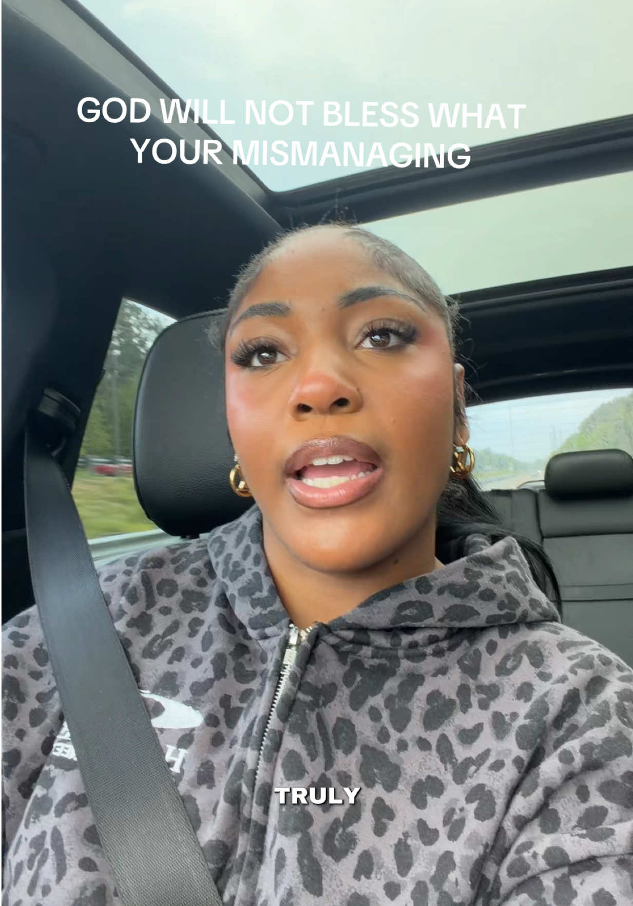 @Chyna | Hairstylist + Mentor