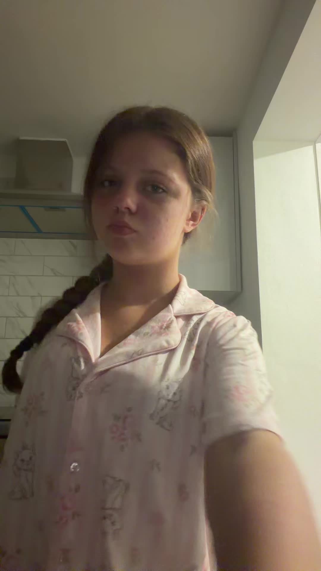 @(⊃。•́‿•̀。)⊃