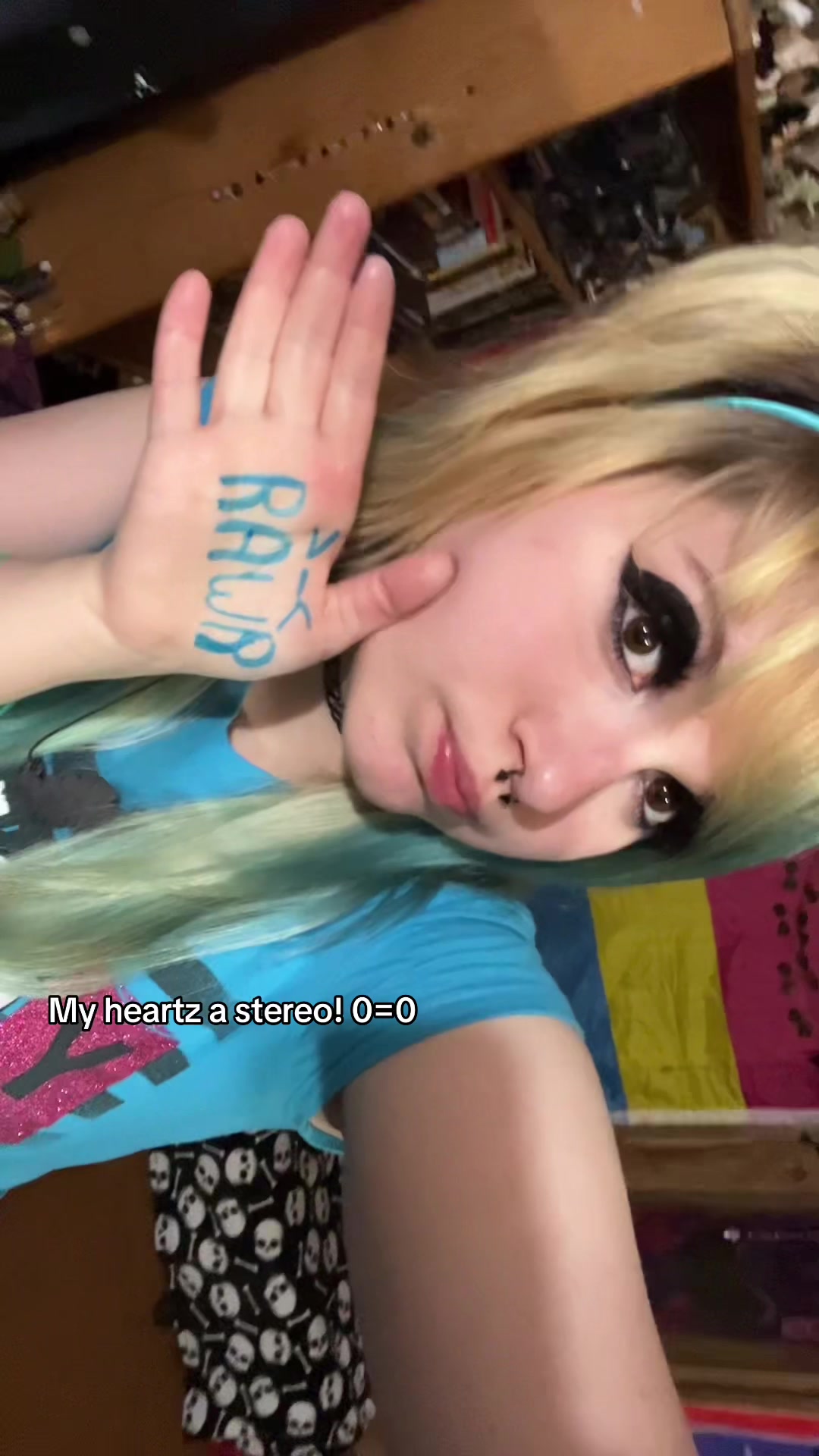 @⦻eva.undead⦻