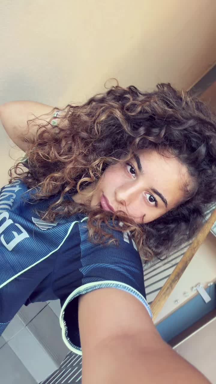 @noùr