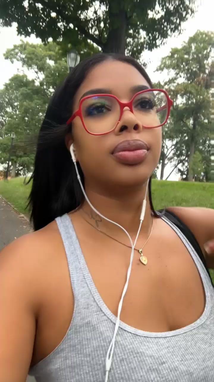 @Prettyincharge
