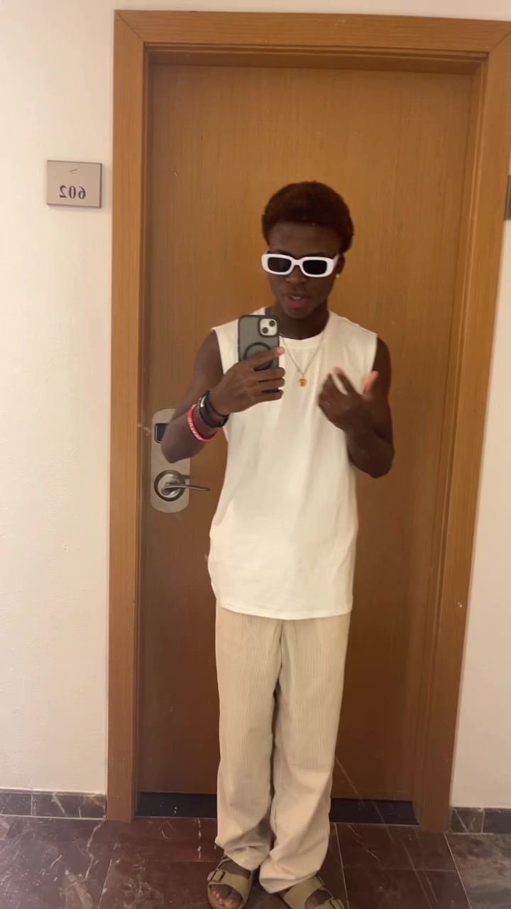 @𝐃𝐮𝐌𝐲🐉