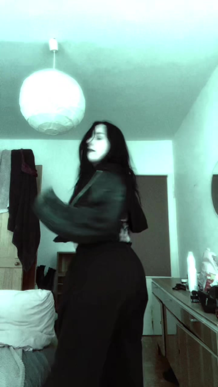 @Vampirkaโง