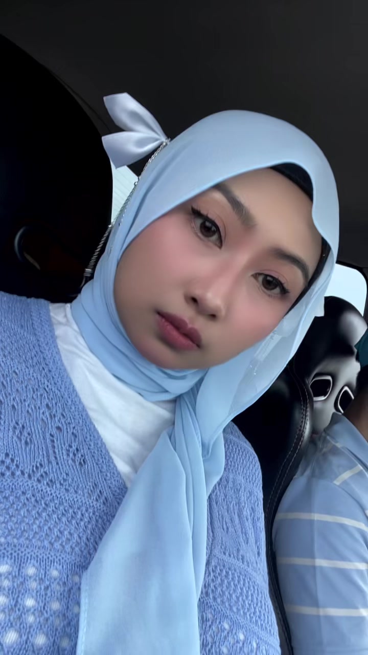 @bukanFatin