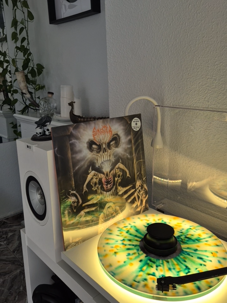 @r.vinylcollector