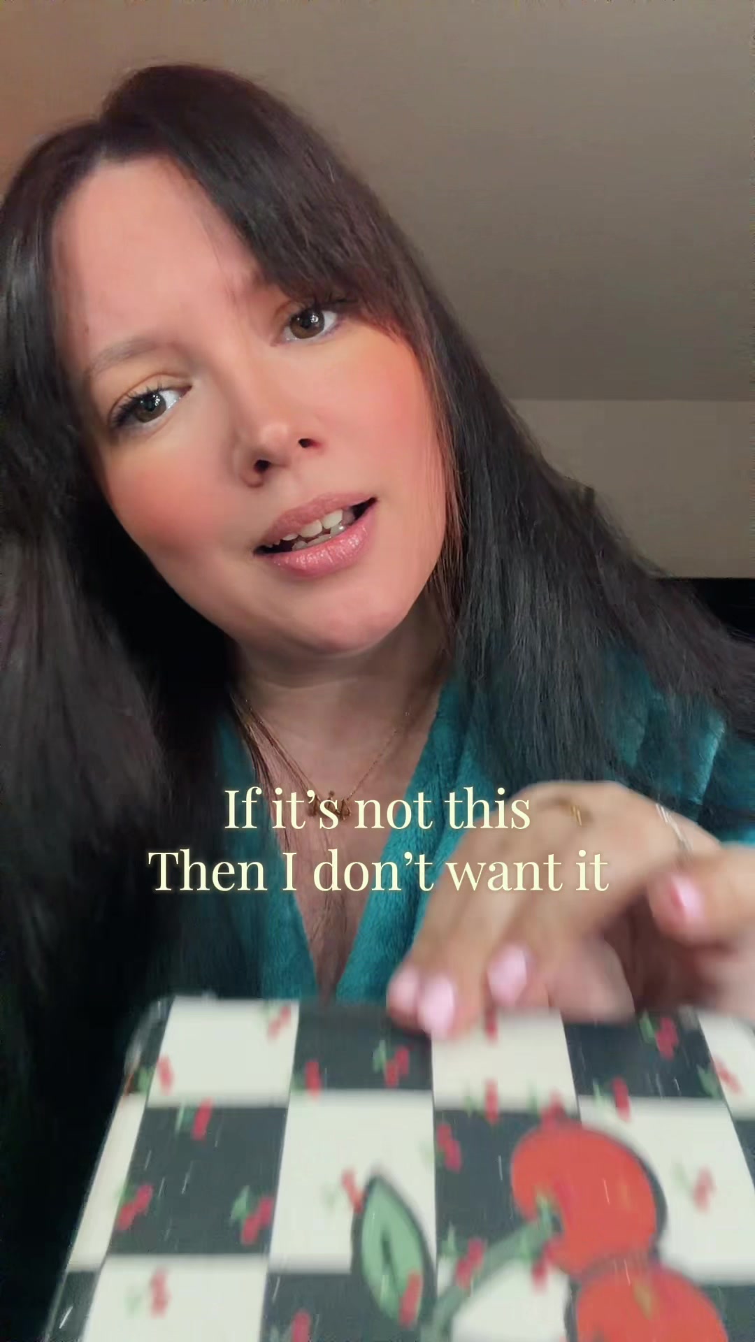 @Danielle Reads 📚☕️ 🧸
