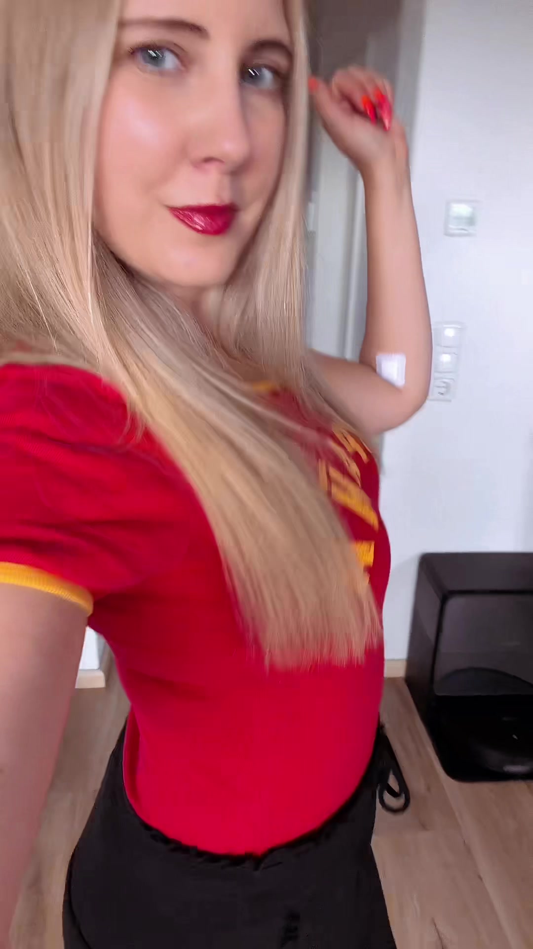 @Angeliina_1992