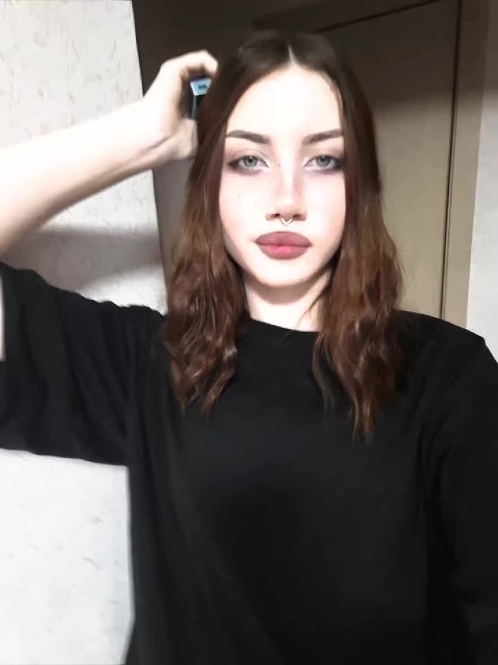@🖤