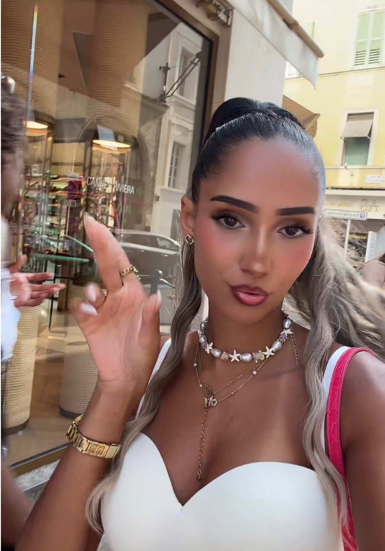 @messrineee
